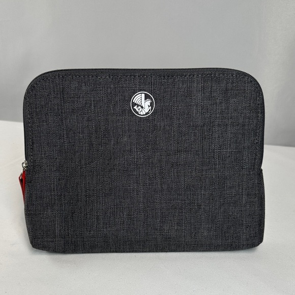 Stylish Gray Accessories/ Toiletries Bag - Picture 1 of 7